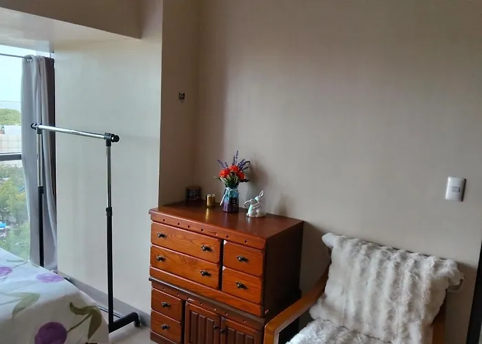 3 Brooms 3 Baths Cozy Condo, One Manchester Place Appartement