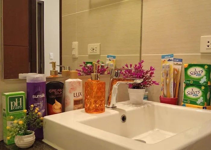 3 Brooms 3 Baths Cozy Condo, One Manchester Place Appartement *