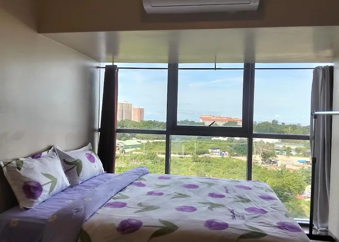 3 Brooms 3 Baths Cozy Condo, One Manchester Place Appartement